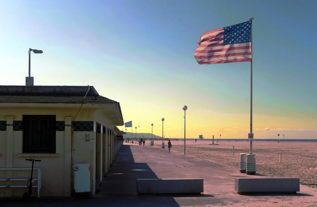 You Are Deauville Luaran gambar